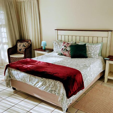 Sheilan House Hotel พอร์ตอัลเฟรด ภายนอก รูปภาพ